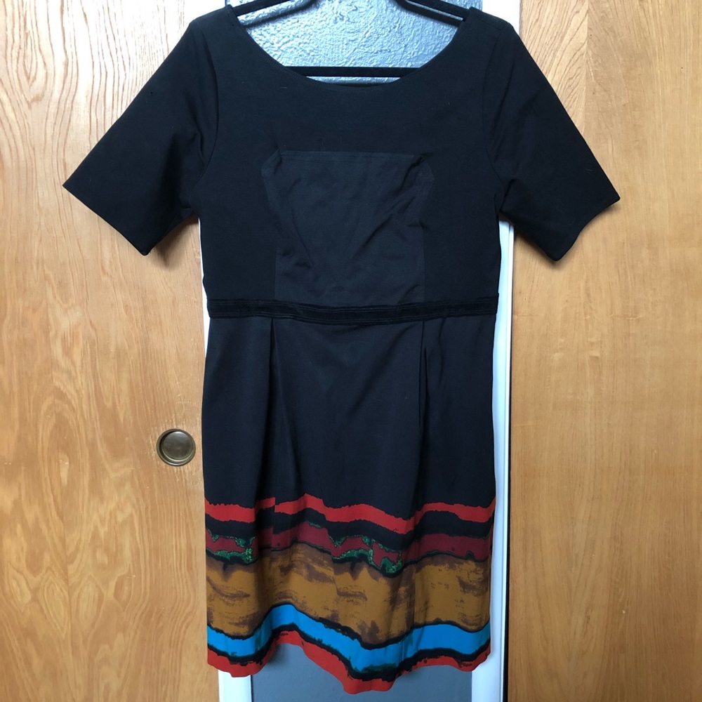 Black dress with pop of color 12P